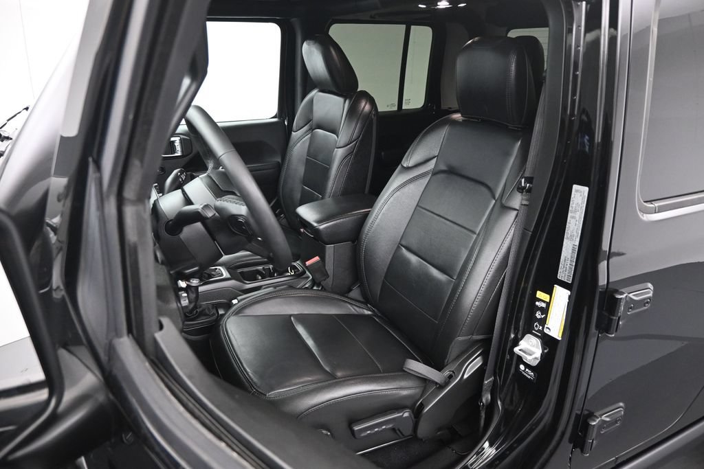 Used 2023 Jeep Gladiator Sport AWD/4WD image 9