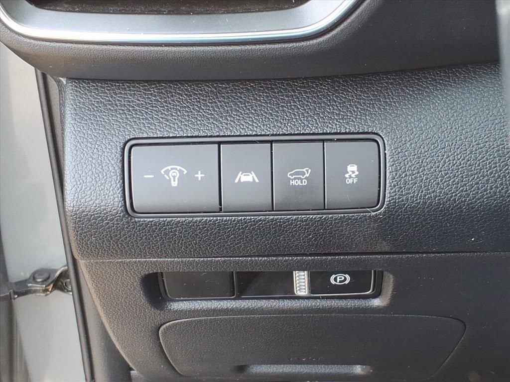 Used 2023 Hyundai Santa Fe SEL image 15