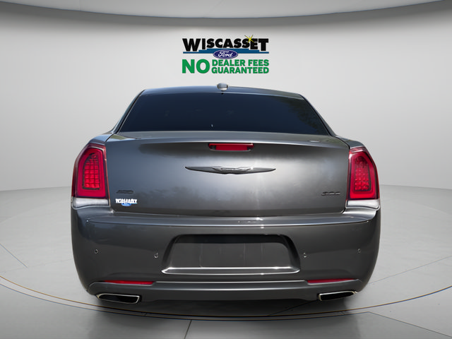 Used 2023 Chrysler 300 Touring L w/ Popular Equipment Group AWD/4WD image 28