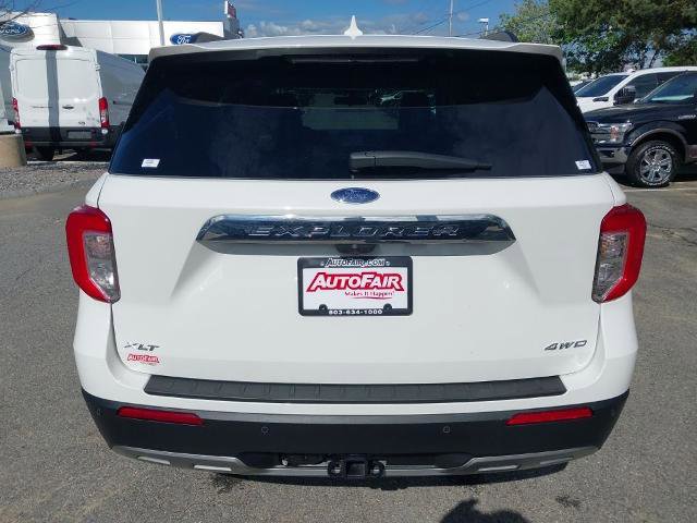 Certified 2023 Ford Explorer XLT w/ Equipment Group 202A AWD/4WD image 7