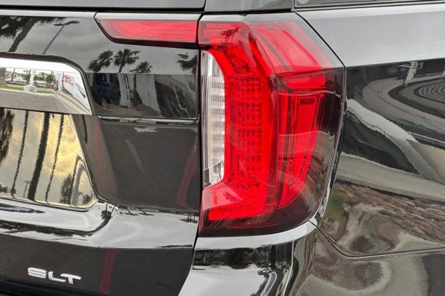 Used 2022 GMC Yukon SLT w/ SLT Luxury Package image 30