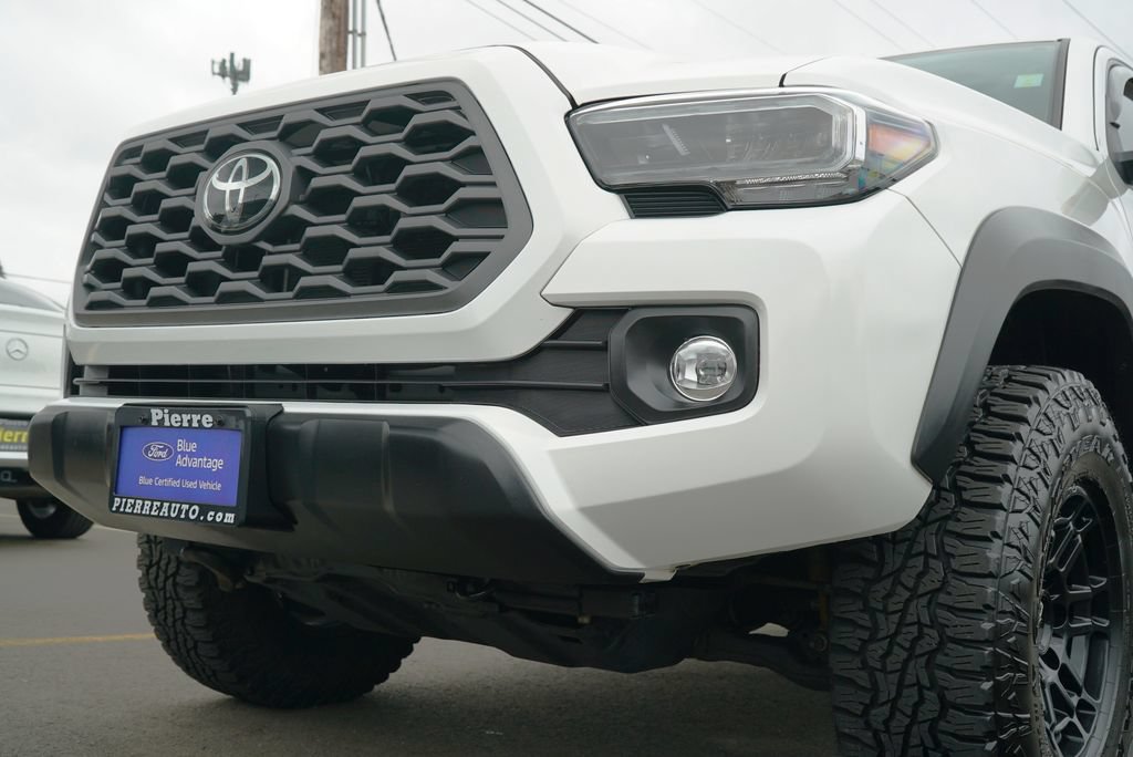 Used 2021 Toyota Tacoma TRD Off-Road AWD/4WD image 28