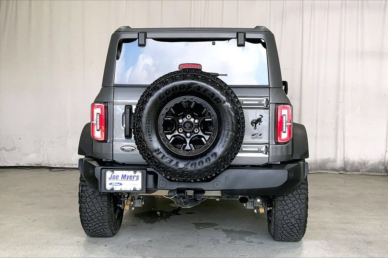 Certified 2022 Ford Bronco Wildtrak AWD/4WD image 3