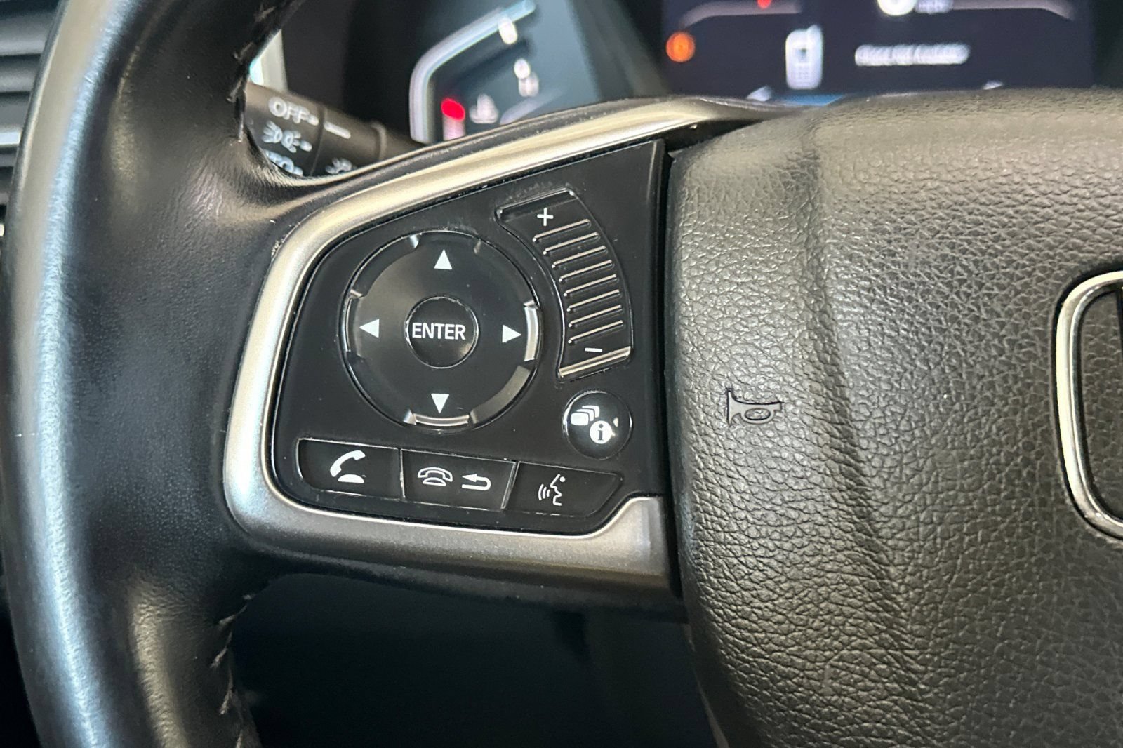 Used 2018 Honda CR-V EX-L image 25