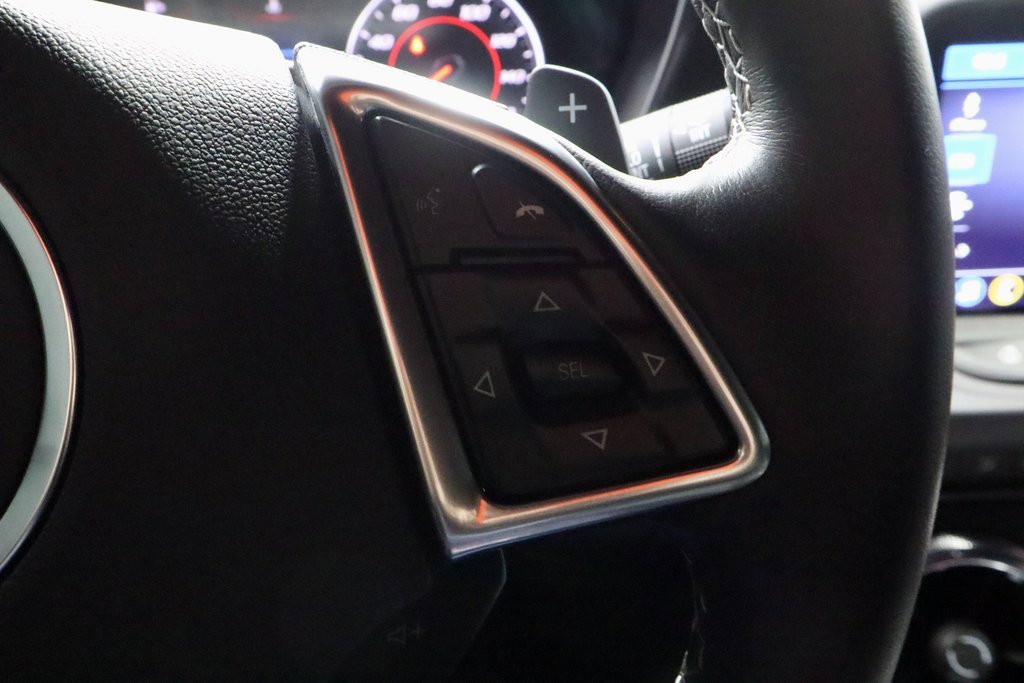 Used 2020 Chevrolet Camaro LT w/ Technology Package image 26