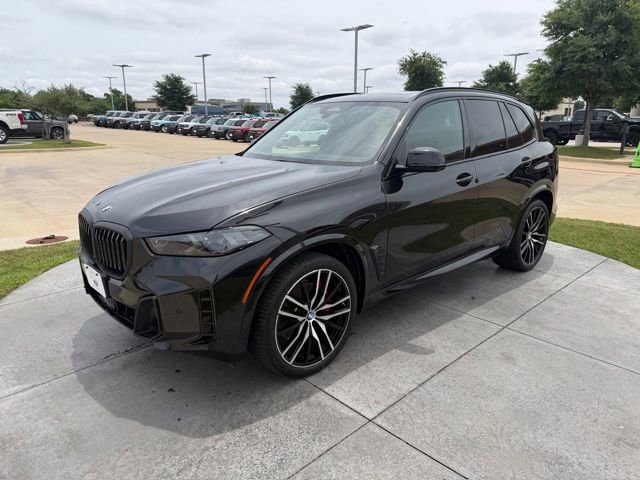 Used 2024 BMW X5 sDrive40i w/ M Sport Package RWD image 3