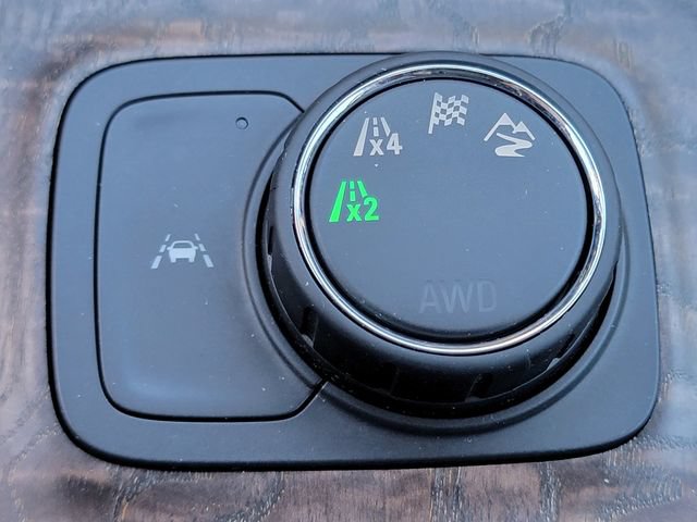 Used 2023 GMC Acadia Denali AWD/4WD image 7