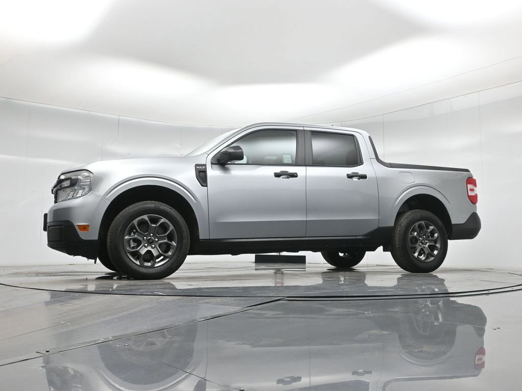 Certified 2024 Ford Maverick XLT image 23