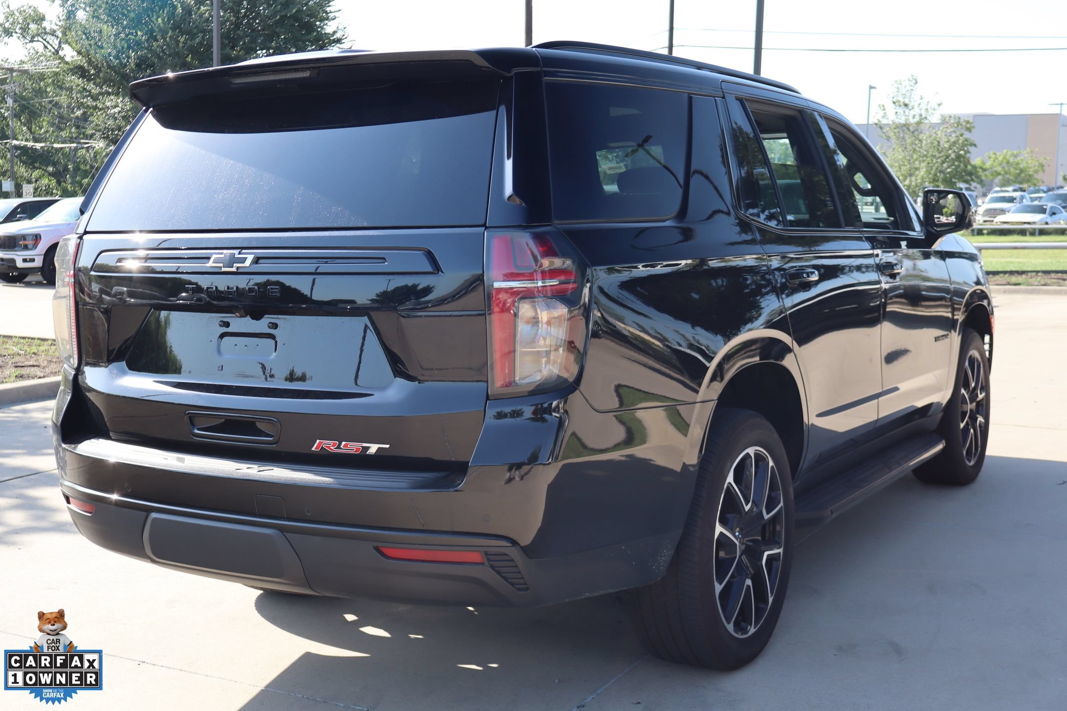 Used 2024 Chevrolet Tahoe RST w/ Luxury Package RWD image 3