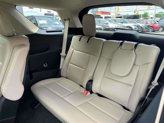 Certified 2023 Ford Explorer XLT w/ Equipment Group 202A image 9