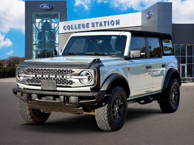 Certified 2024 Ford Bronco Badlands AWD/4WD image 2