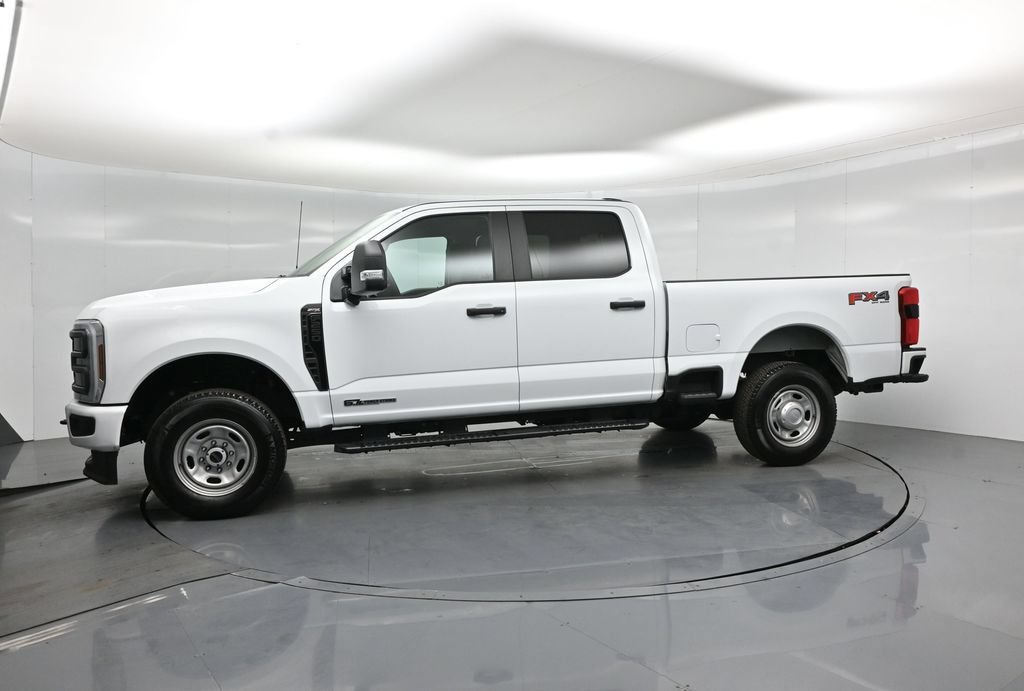 Certified 2025 Ford F250 XL w/ STX Appearance Package AWD/4WD image 25