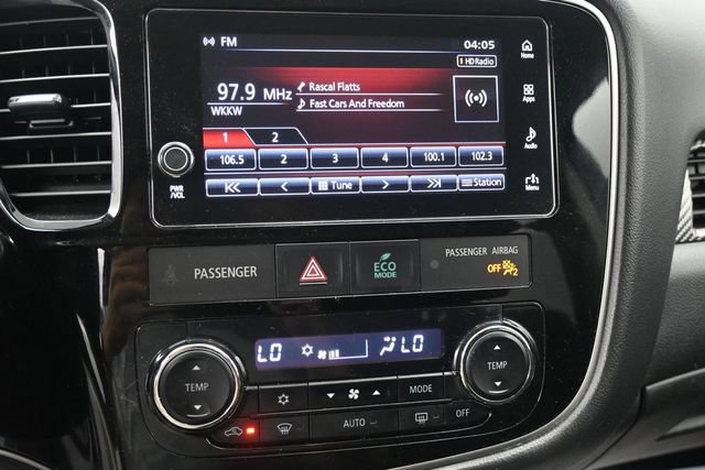 Used 2018 Mitsubishi Outlander SE AWD/4WD image 11