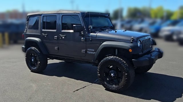 Used 2017 Jeep Wrangler Unlimited Sport w/ Quick Order Package 24S AWD/4WD image 3
