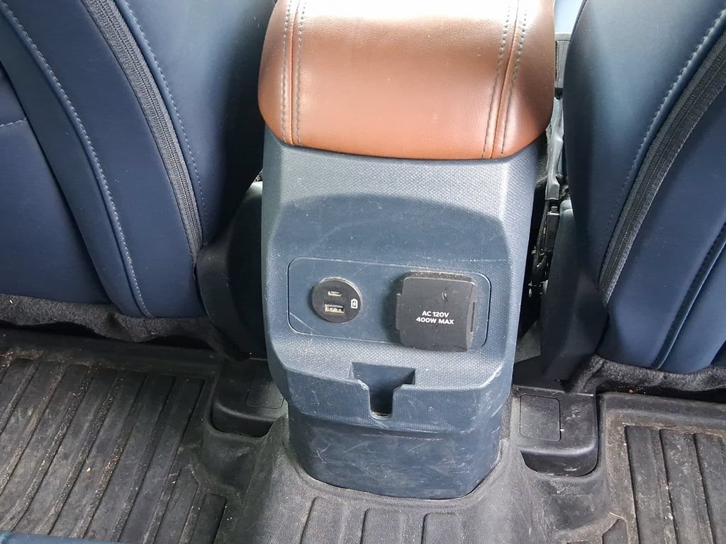 Certified 2024 Ford Maverick Lariat w/ FX4 Off-Road Package AWD/4WD image 12