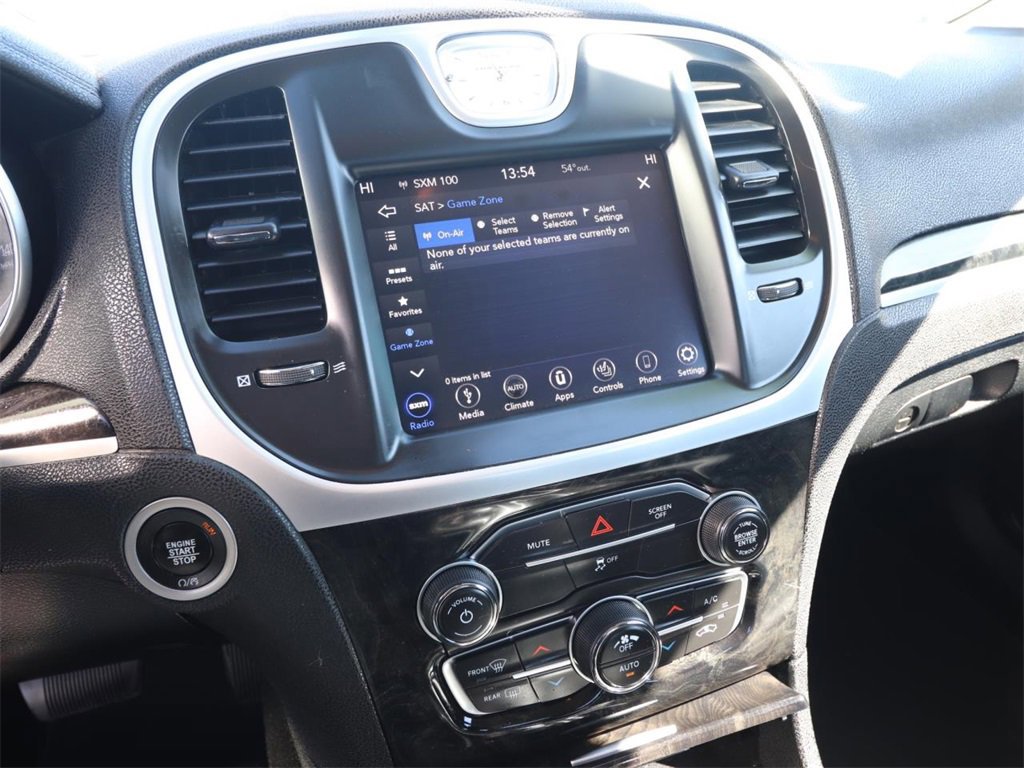 Used 2019 Chrysler 300 Limited image 16