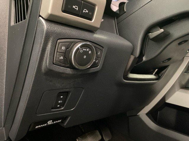 Certified 2022 Ford F350 Lariat w/ Black Appearance Package AWD/4WD image 19