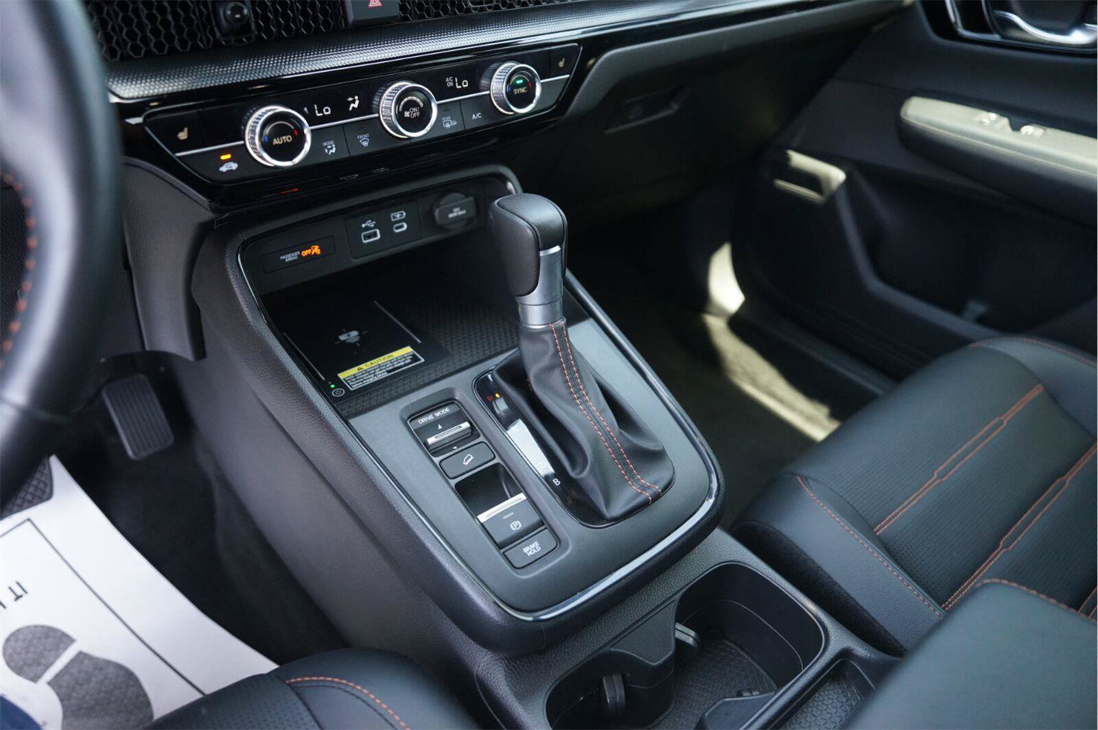 Used 2024 Honda CR-V Sport Touring image 29