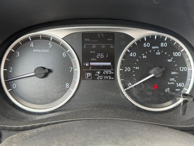 Used 2021 Nissan Versa S FWD image 8