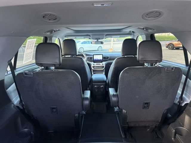 Certified 2024 Ford Explorer XLT w/ Equipment Group 202A AWD/4WD image 44