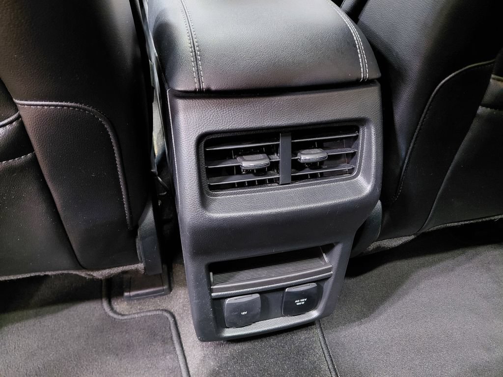 Certified 2020 Ford Edge Titanium AWD/4WD image 41