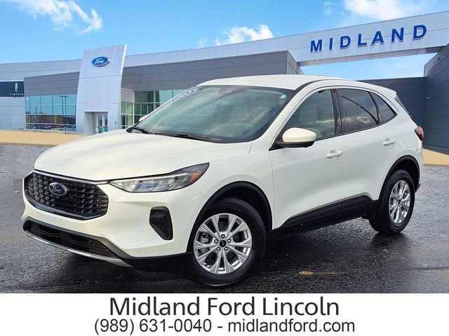 Certified 2023 Ford Escape Active w/ Tech Pack #2 image 4
