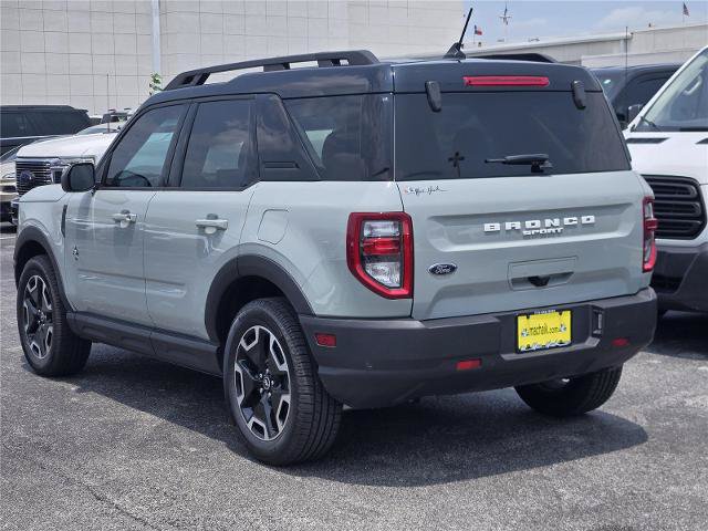 Certified 2023 Ford Bronco Sport Outer Banks w/ Tech Package AWD/4WD image 6