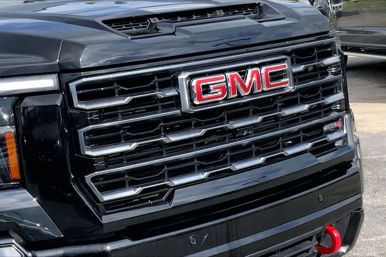 Used 2024 GMC Sierra 2500 AT4 w/ AT4 Premium Plus Package AWD/4WD image 27