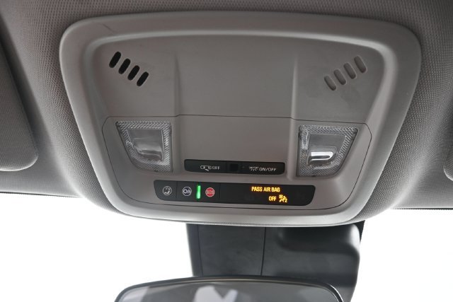 Used 2025 Chevrolet Malibu LT FWD image 28