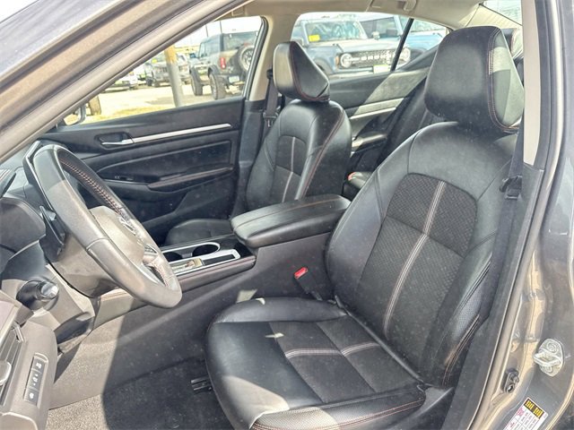 Used 2024 Nissan Altima 2.5 SR image 18