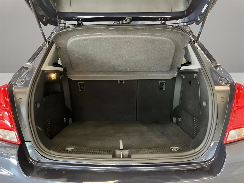 Used 2018 Chevrolet Trax LT image 13