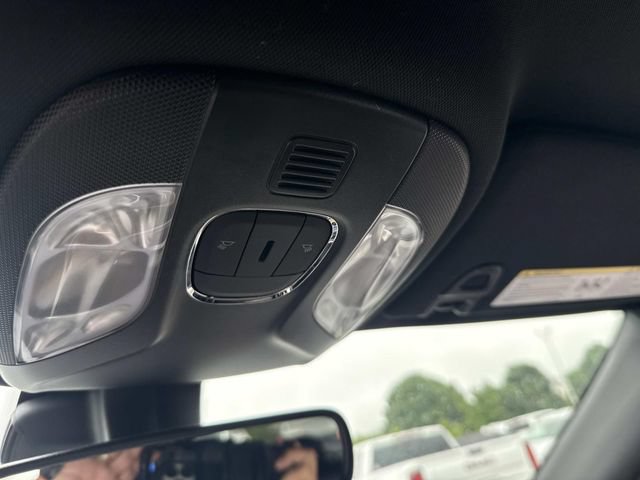 Used 2025 Jeep Compass Limited AWD/4WD image 32