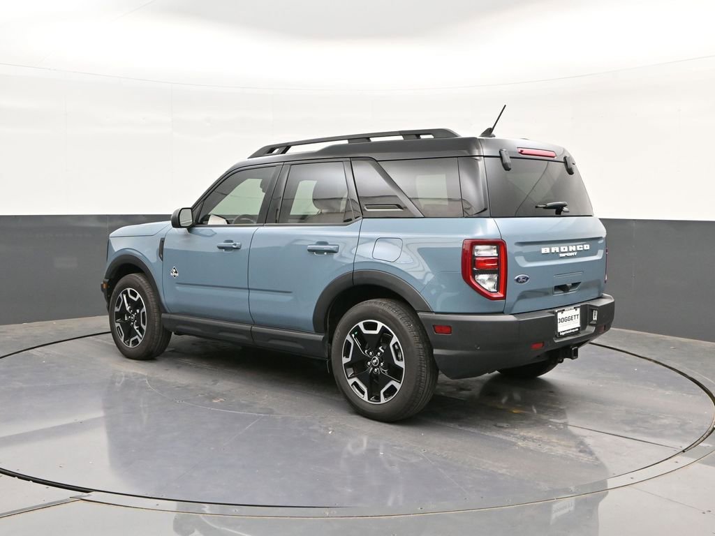 Certified 2023 Ford Bronco Sport Outer Banks w/ Tech Package AWD/4WD image 5