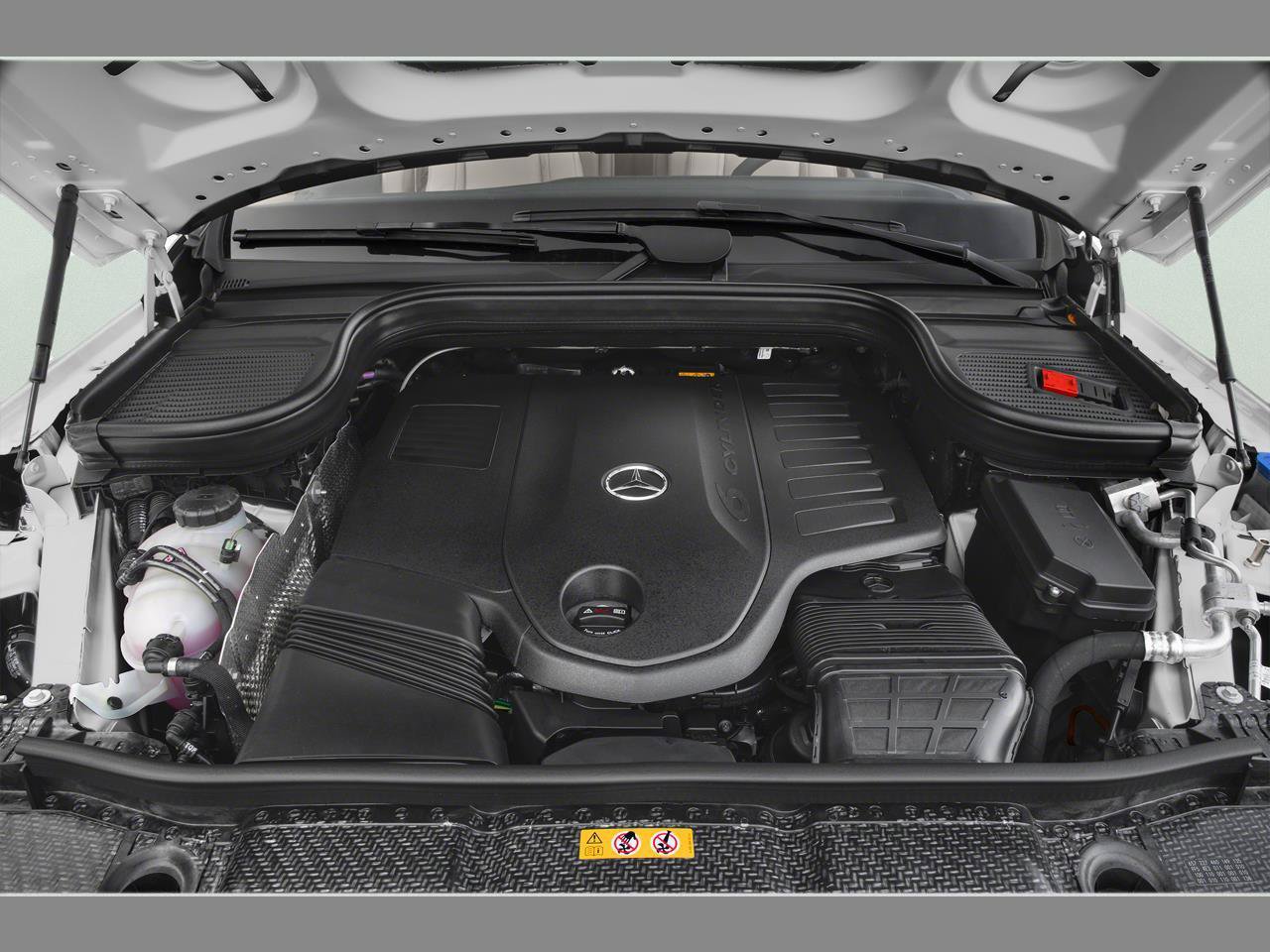 Used 2025 Mercedes-Benz GLS 450 4MATIC image 42