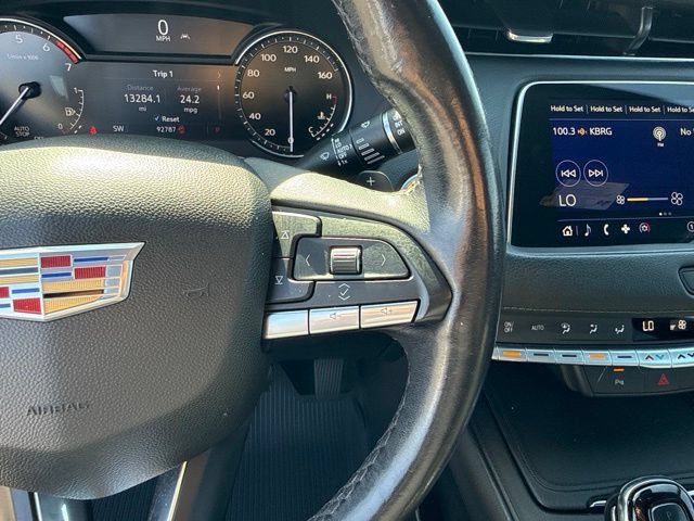 Used 2023 Cadillac XT4 Premium Luxury FWD image 23