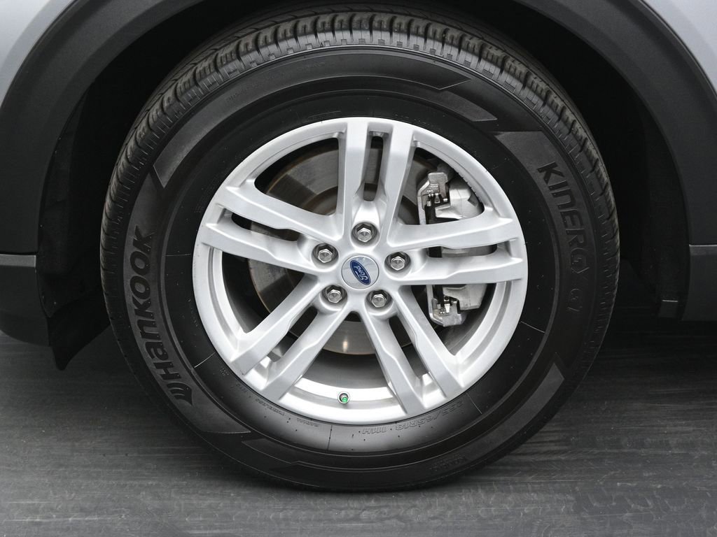 Certified 2023 Ford Explorer XLT image 28