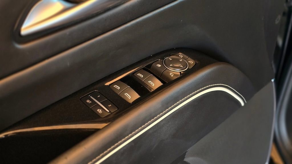 Used 2023 Cadillac Escalade ESV Sport Platinum AWD/4WD image 35