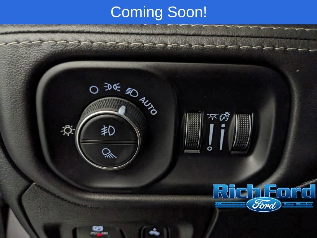 Used 2022 RAM 1500 Limited AWD/4WD image 9