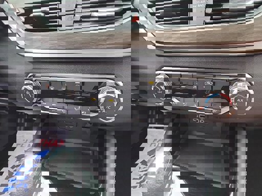 Used 2023 Nissan Altima 2.5 SV image 13