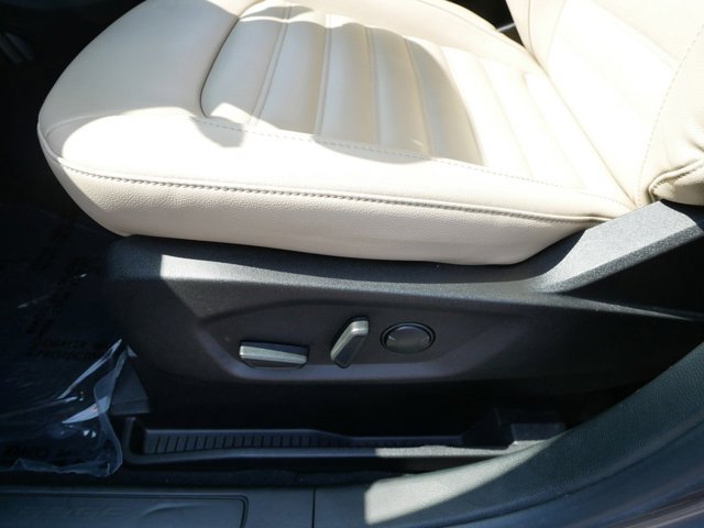 Certified 2022 Ford Edge SEL w/ Convenience Package AWD/4WD image 8