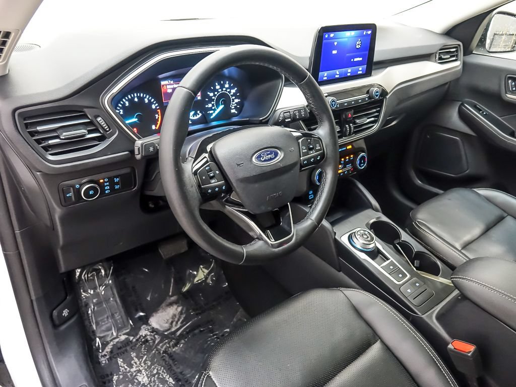 Certified 2022 Ford Escape SEL AWD/4WD image 10
