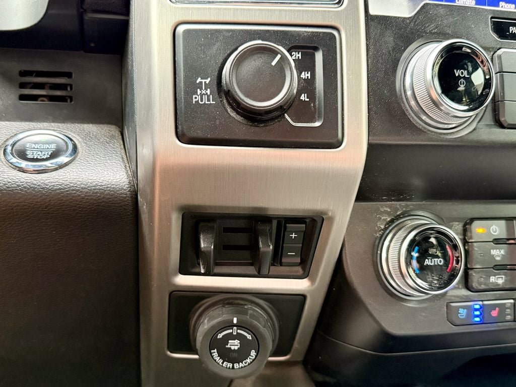 Certified 2020 Ford F350 Platinum AWD/4WD image 25