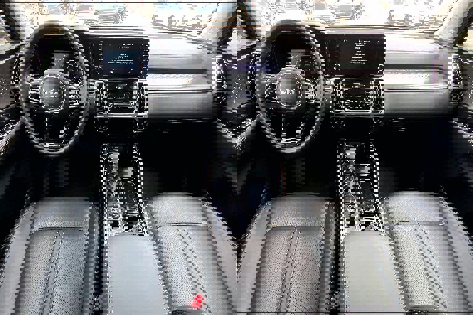 Used 2023 Kia Sorento SX image 15