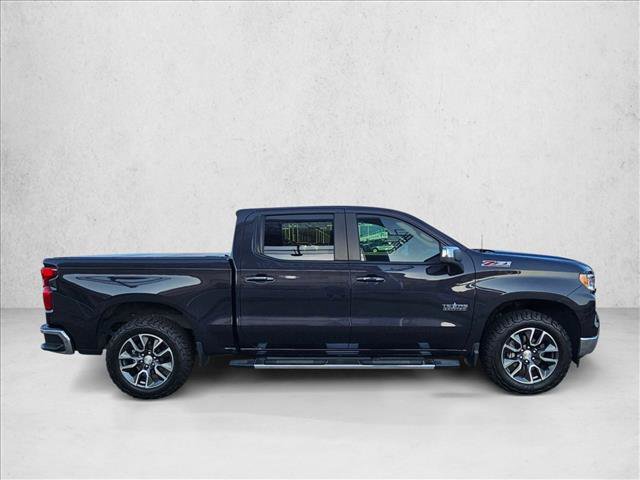 Used 2024 Chevrolet Silverado 1500 LT AWD/4WD image 4