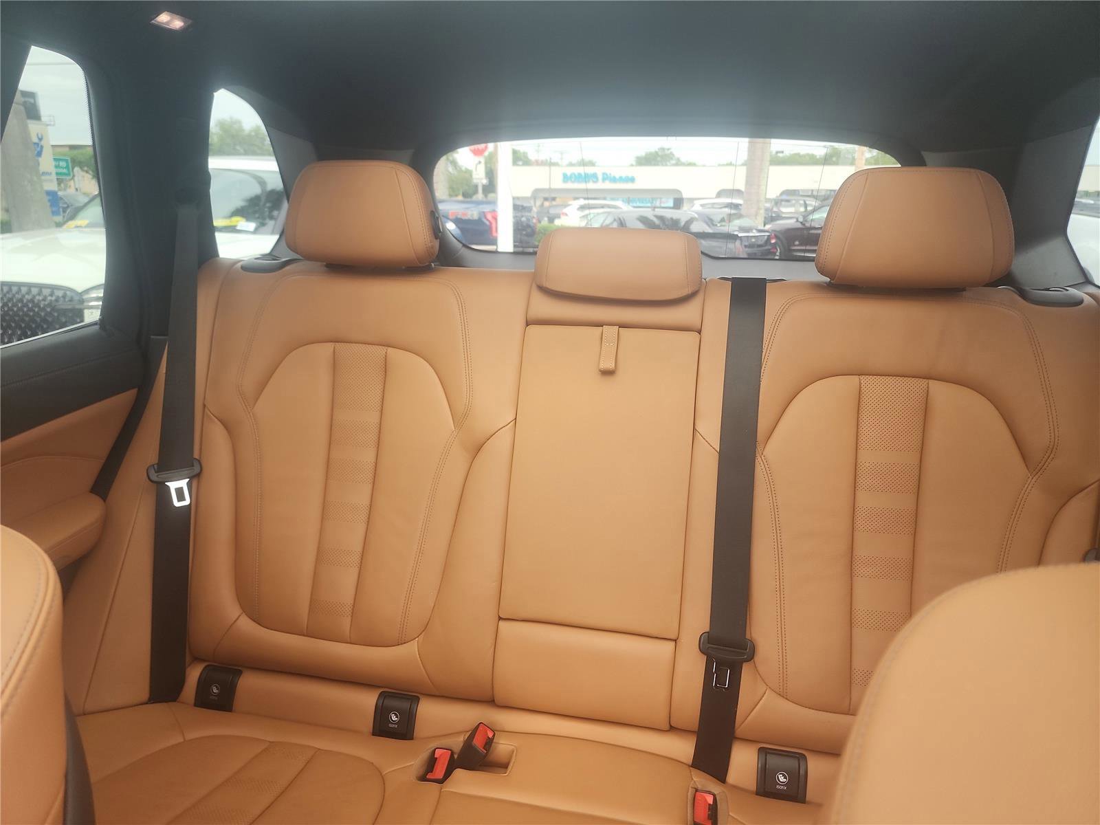 Used 2021 BMW X5 xDrive40i w/ Convenience Package image 18