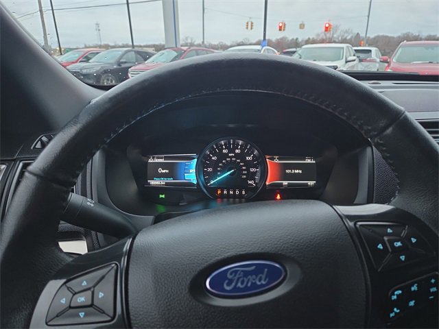 Certified 2018 Ford Explorer XLT w/ Equipment Group 202A image 35