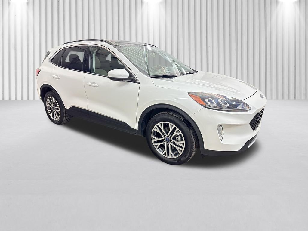 Certified 2022 Ford Escape SEL AWD/4WD image 2
