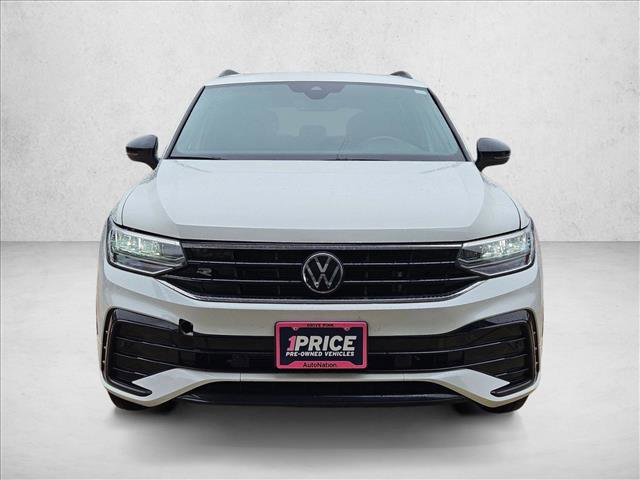 Used 2023 Volkswagen Tiguan SE R-Line FWD image 2