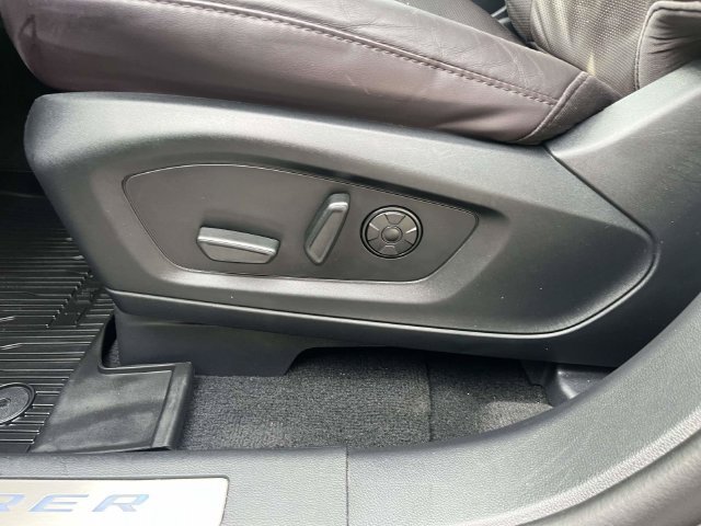 Certified 2025 Ford Explorer Platinum w/ Ultimate Package RWD image 22