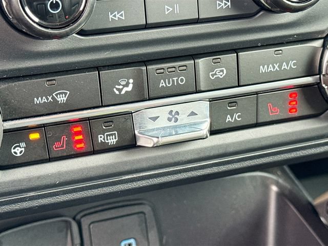 Certified 2025 Ford Bronco Badlands AWD/4WD image 27